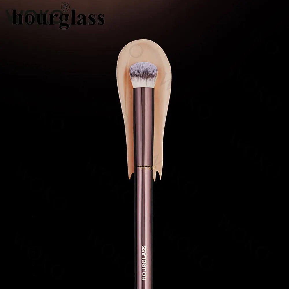 Hourglass Concealer Brush Synthetic Hair Angled Concealer Brush Eye Concealer Blending Brush Brown Metal Handle Makeup Tool