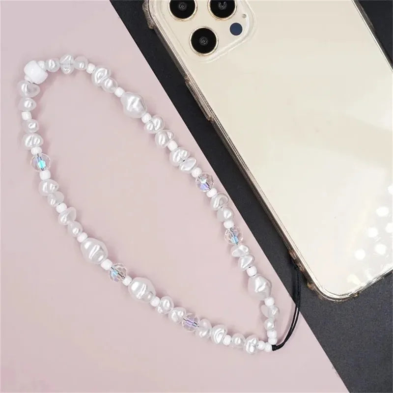 PC Korean Cute Pearl Love Heart Short Hand Wrist Lanyard Simplicity Short Phone Strap For Cell Phone Earphone Backpack Camera Chain