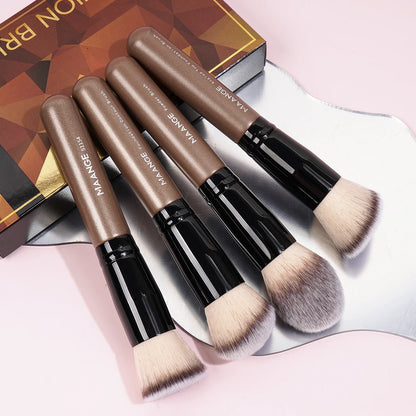 MAANGE 1PCS Foundation Makeup Brush Flat Concealer Powder Blush Brush with Box Dense Soft Bristle Brush Beauty Tool For Women